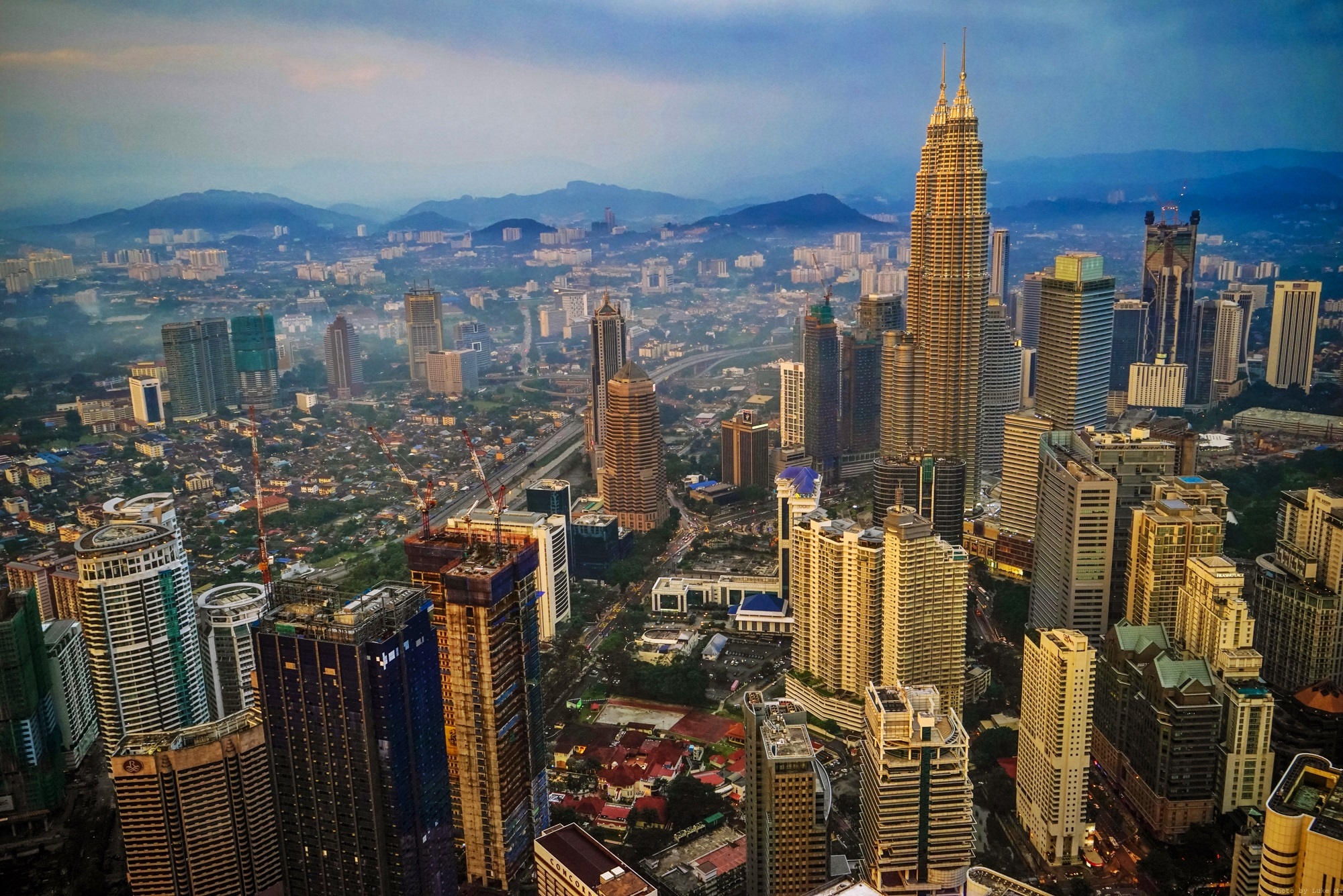 Field: featured image Kuala Lumpur skyline at dusk