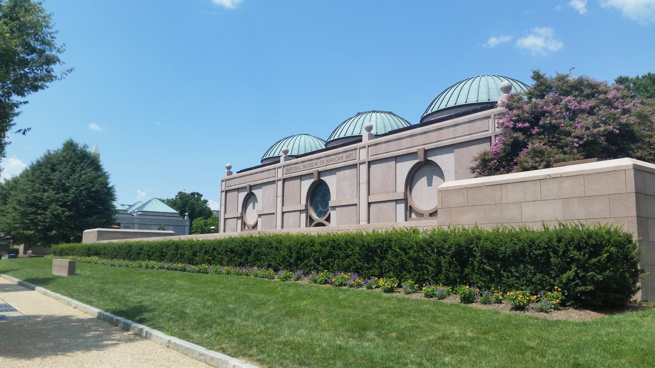 Field: featured image Exterior entrance of the Smithsonian National Museum of African Art